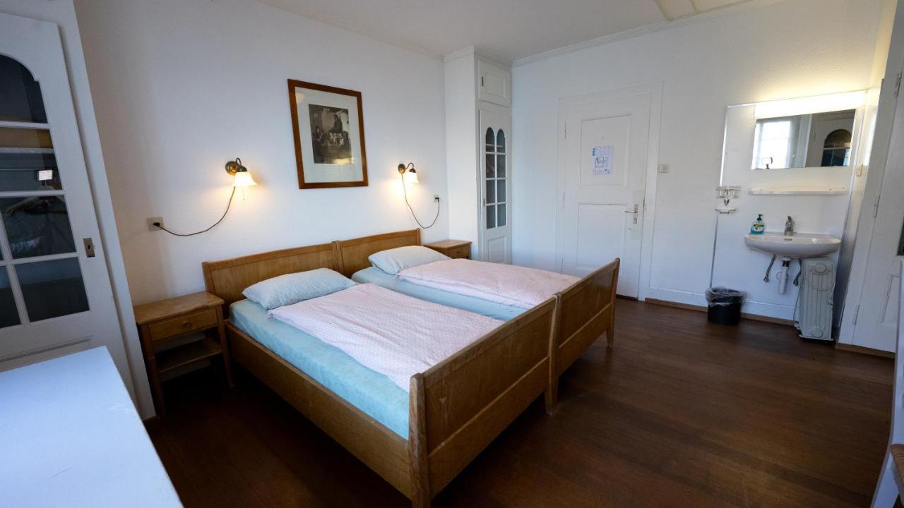 Leissigen Youth Hostel Экстерьер фото