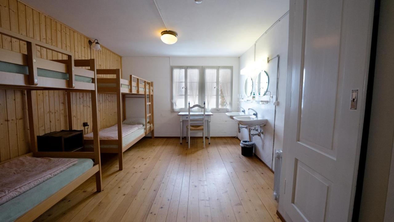 Leissigen Youth Hostel Экстерьер фото